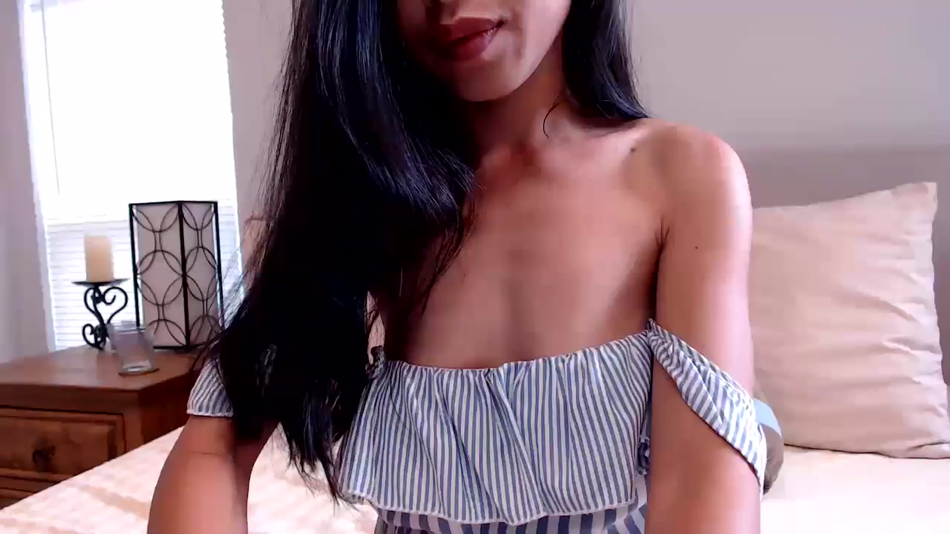 Gallery image thumbnail from Lil__bit's myfreecams stream on, 10/07/2025, 16:19 image 18 of 20