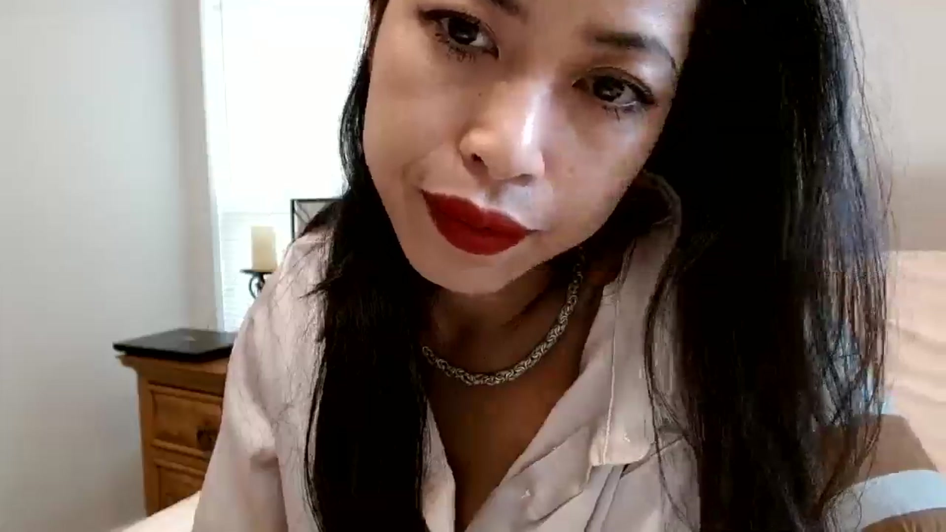 Gallery image thumbnail from Lil__bit's myfreecams stream on, 10/15/2025, 16:30 image 4 of 20