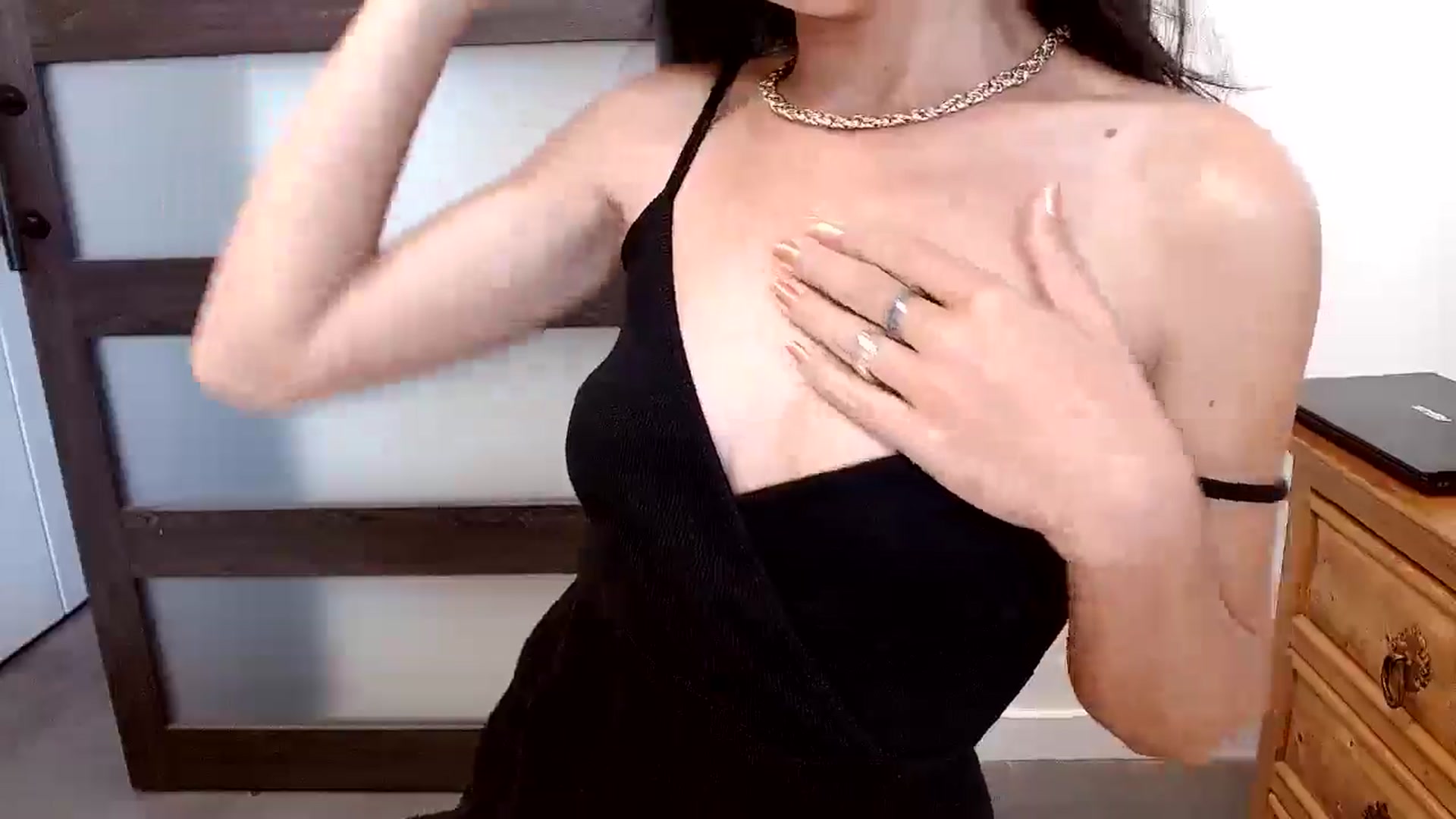 Gallery image thumbnail from Lil__bit's myfreecams stream on, 10/15/2025, 17:47 image 18 of 20