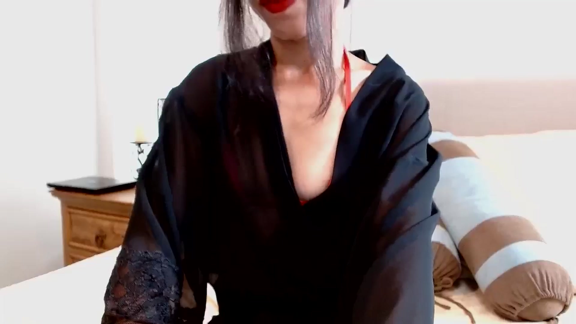 Gallery image thumbnail from Lil__bit's myfreecams stream on, 10/23/2025, 17:57 image 7 of 20