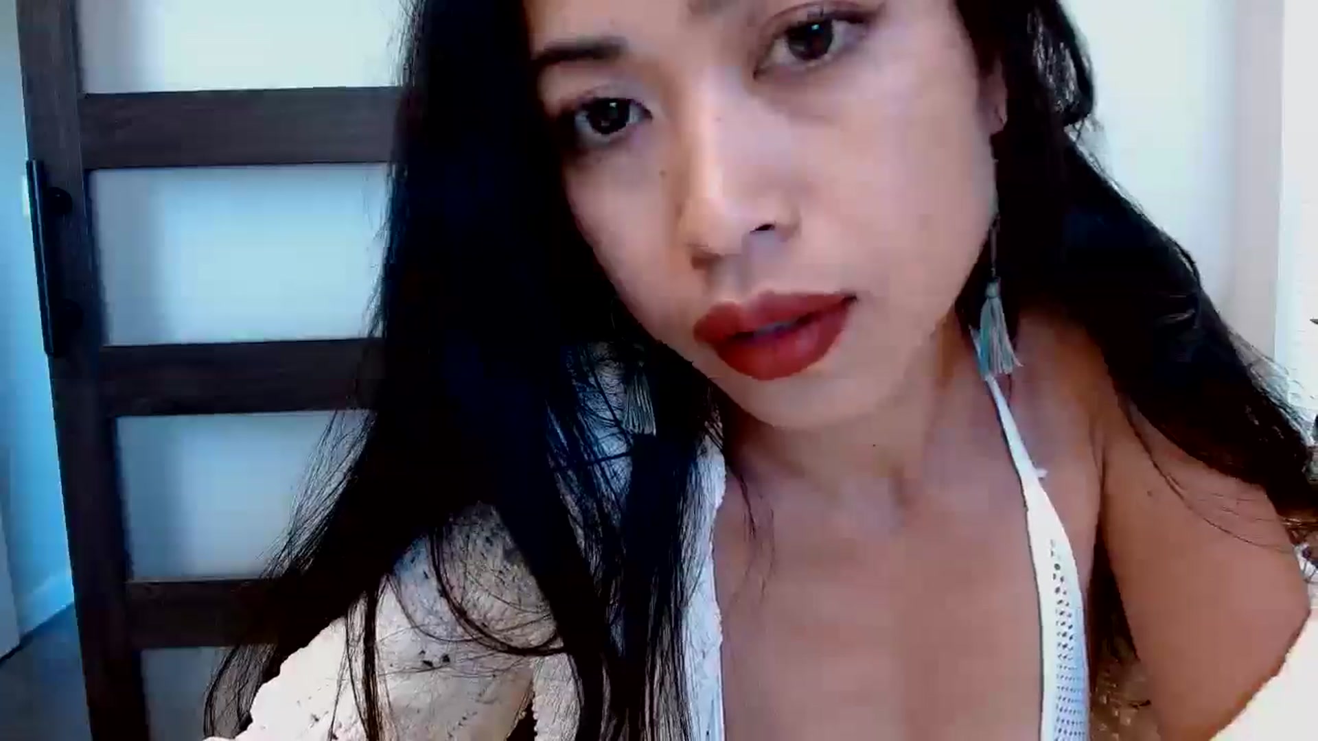 Gallery image thumbnail from Lil__bit's myfreecams stream on, 11/25/2025, 20:38 image 20 of 20