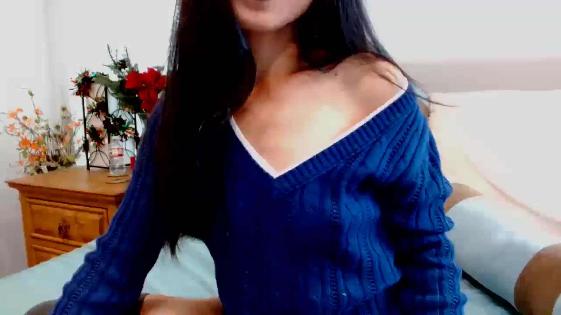 Gallery image thumbnail from Lil__bit's myfreecams stream on, 12/17/2025, 18:08 image 8 of 20