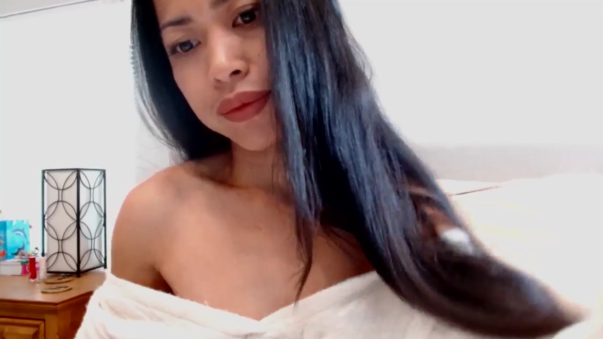 Gallery image thumbnail from Lil__bit's myfreecams stream on, 01/30/2026, 17:24 image 3 of 20