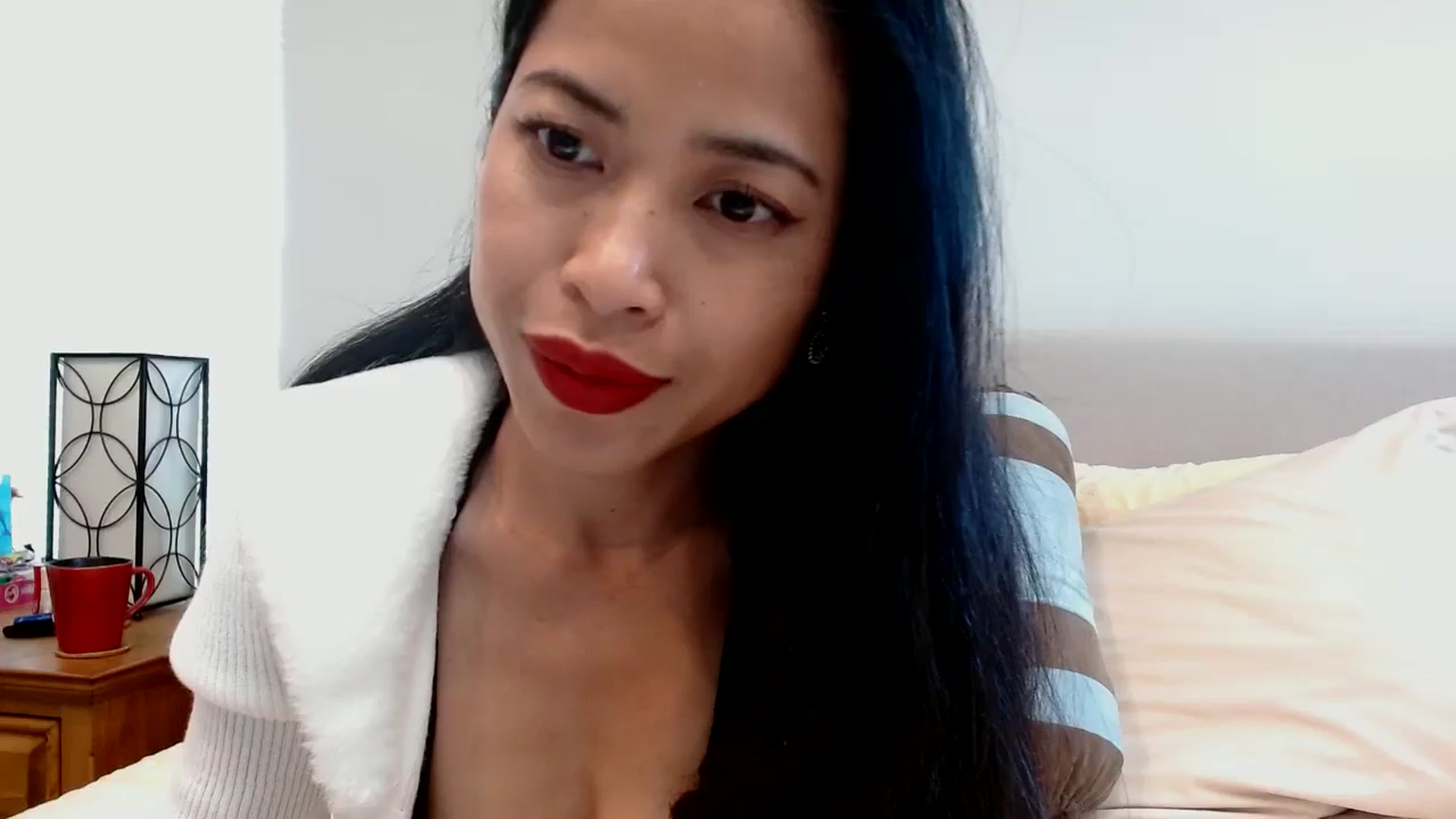 Gallery image thumbnail from Lil__bit's myfreecams stream on, 02/04/2026, 18:54 image 2 of 20