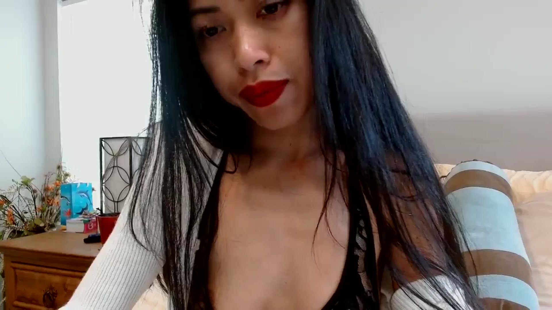 Gallery image thumbnail from Lil__bit's myfreecams stream on, 02/04/2026, 20:49 image 16 of 20