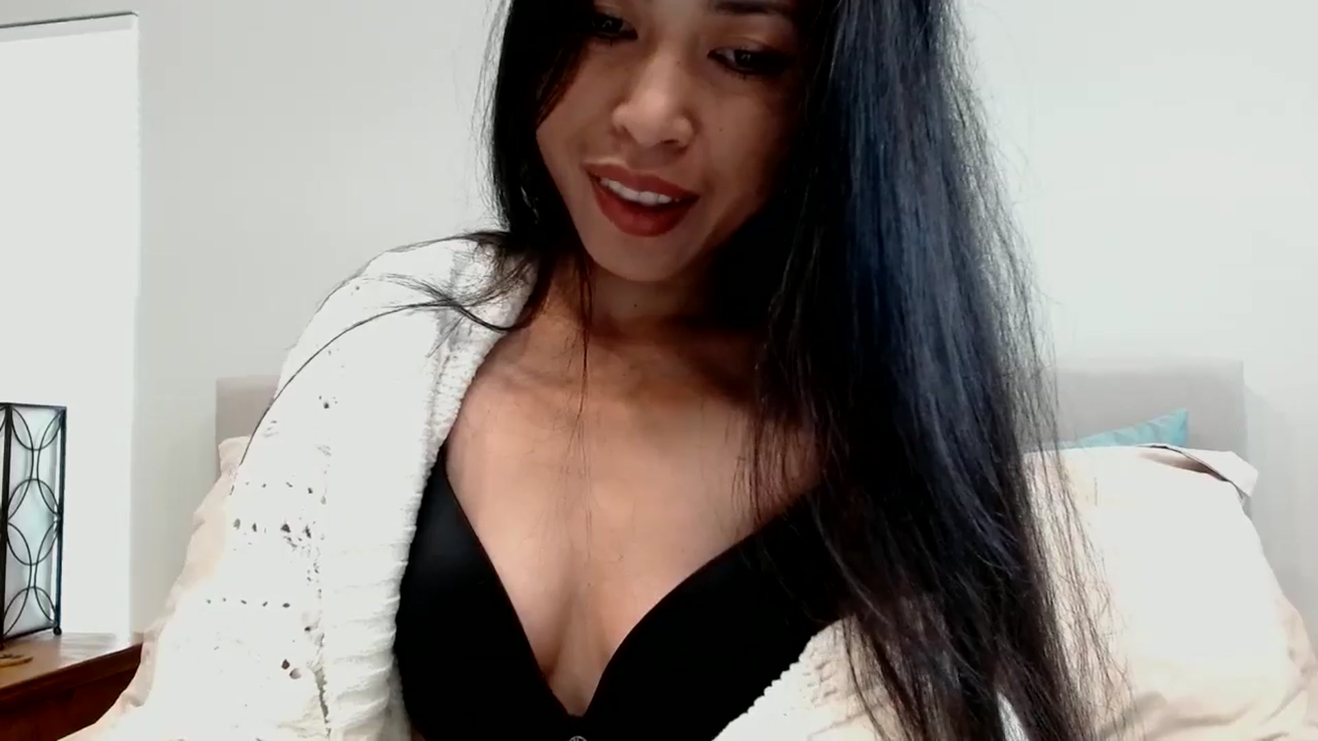 Gallery image thumbnail from Lil__bit's myfreecams stream on, 02/10/2026, 16:54 image 4 of 20