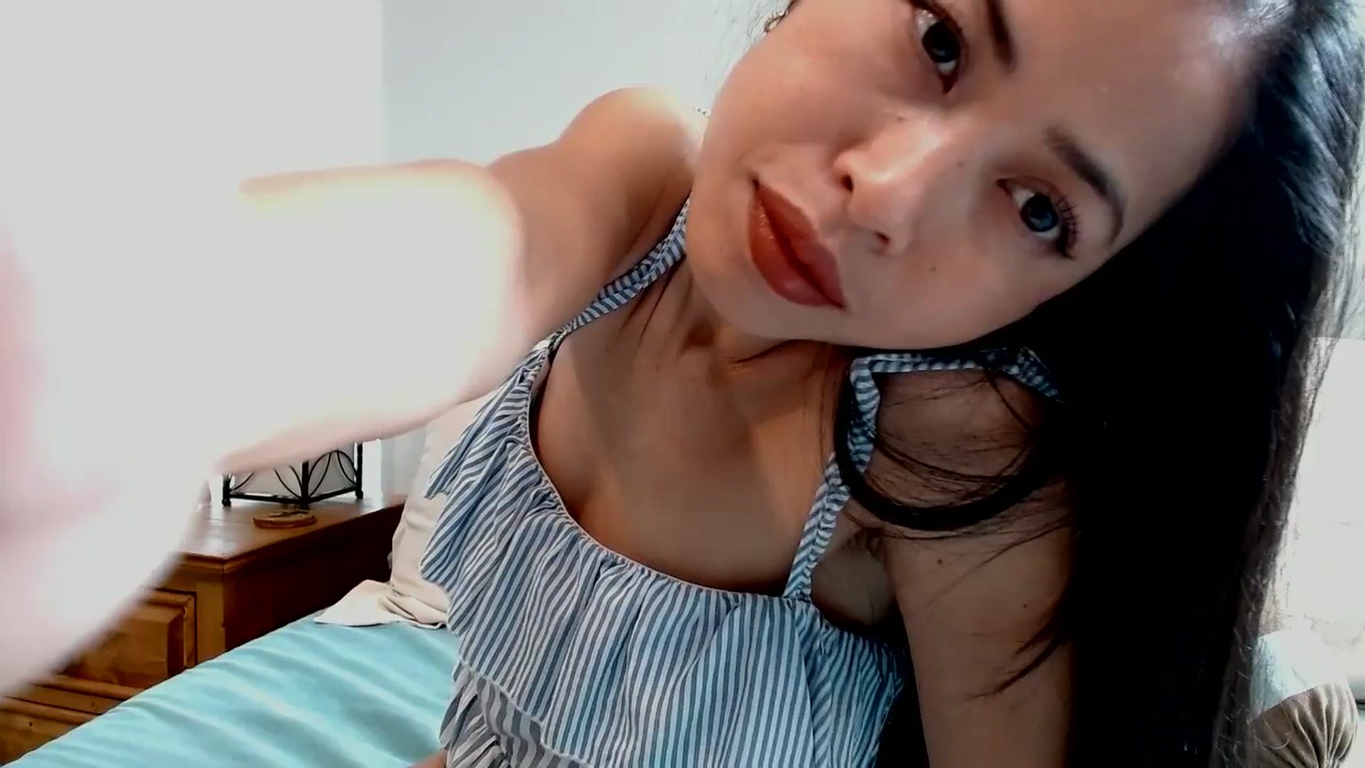 Gallery image thumbnail from Lil__bit's myfreecams stream on, 02/19/2026, 15:56 image 18 of 20