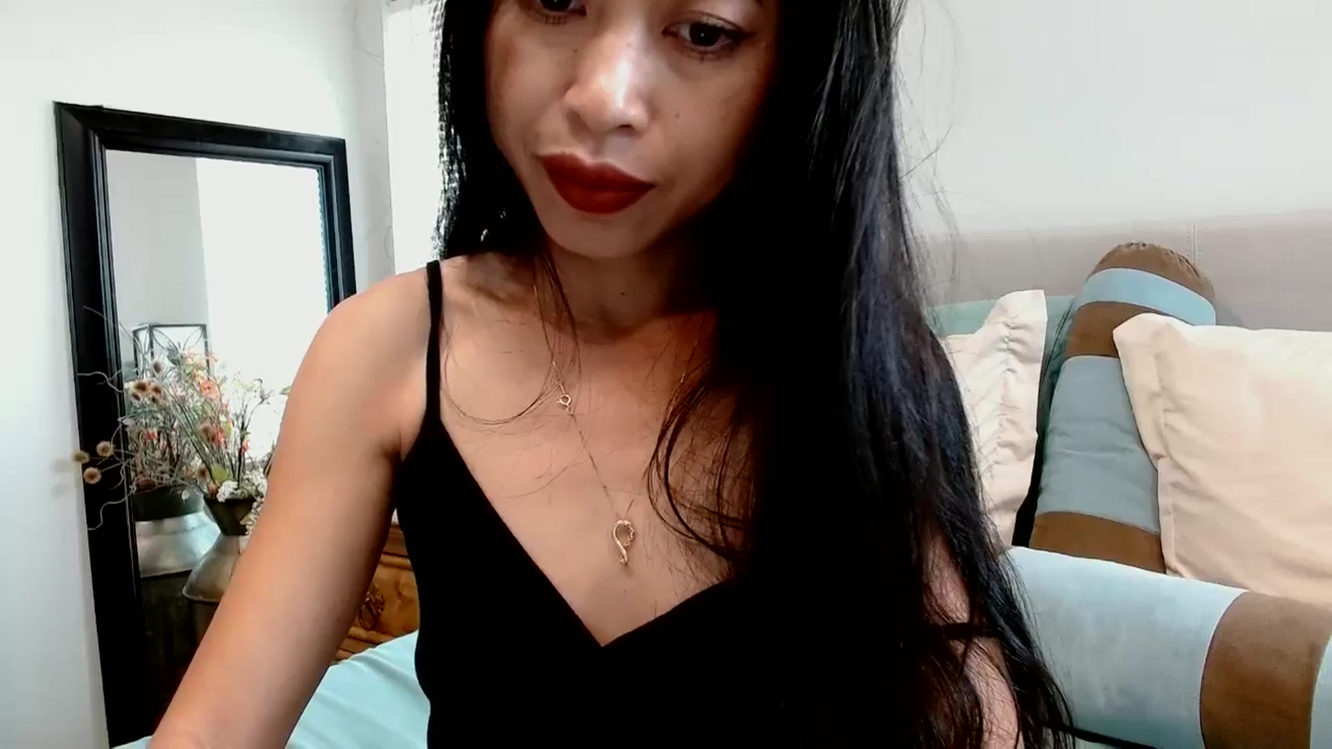 Gallery image thumbnail from Lil__bit's myfreecams stream on, 02/20/2026, 19:23 image 19 of 20