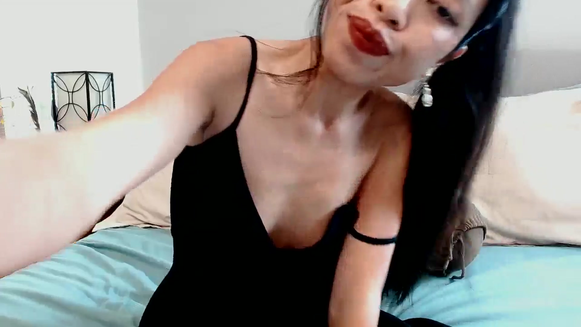 Gallery image thumbnail from Lil__bit's myfreecams stream on, 03/06/2026, 18:40 image 9 of 20