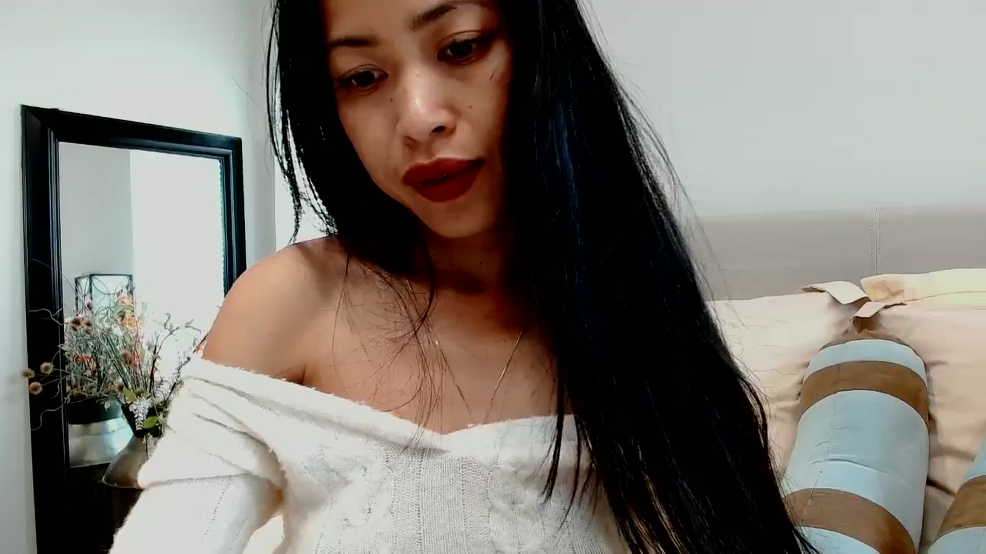 Gallery image thumbnail from Lil__bit's myfreecams stream on, 03/09/2026, 19:31 image 19 of 20