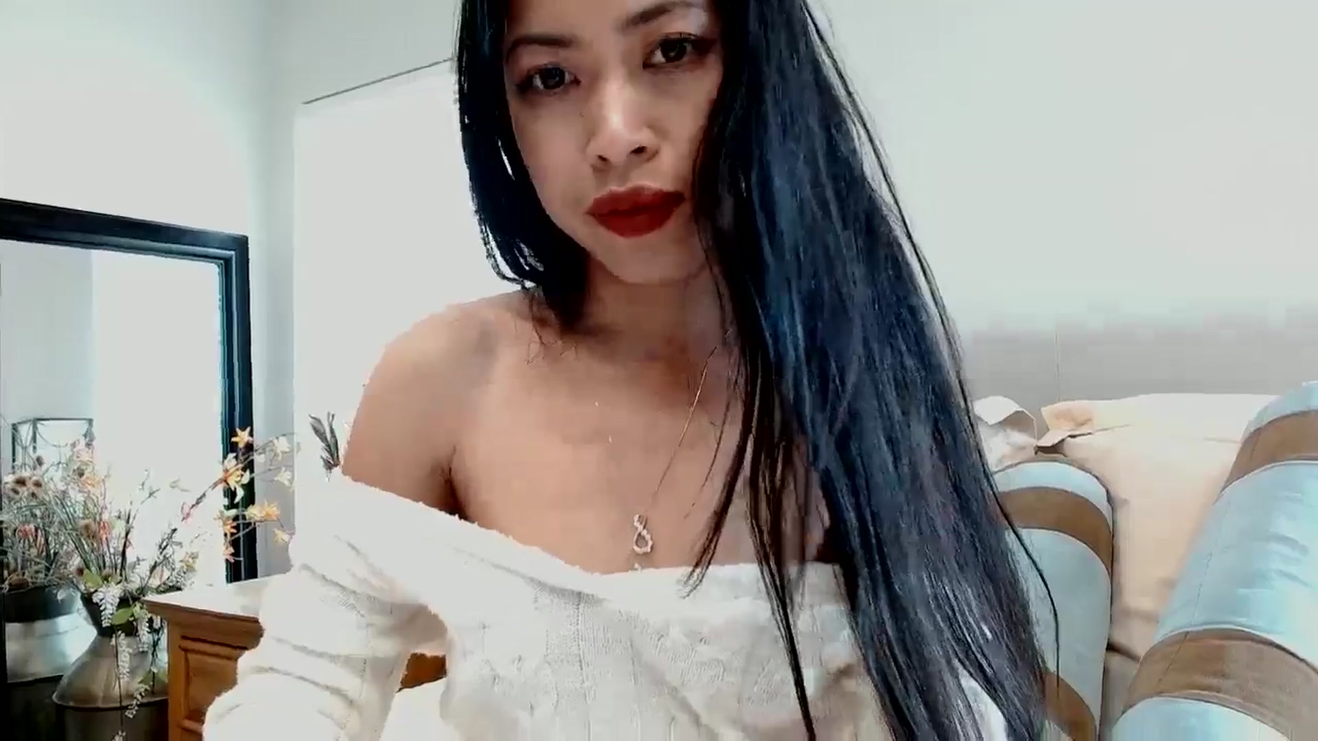 Gallery image thumbnail from Lil__bit's myfreecams stream on, 03/09/2026, 19:31 image 11 of 20