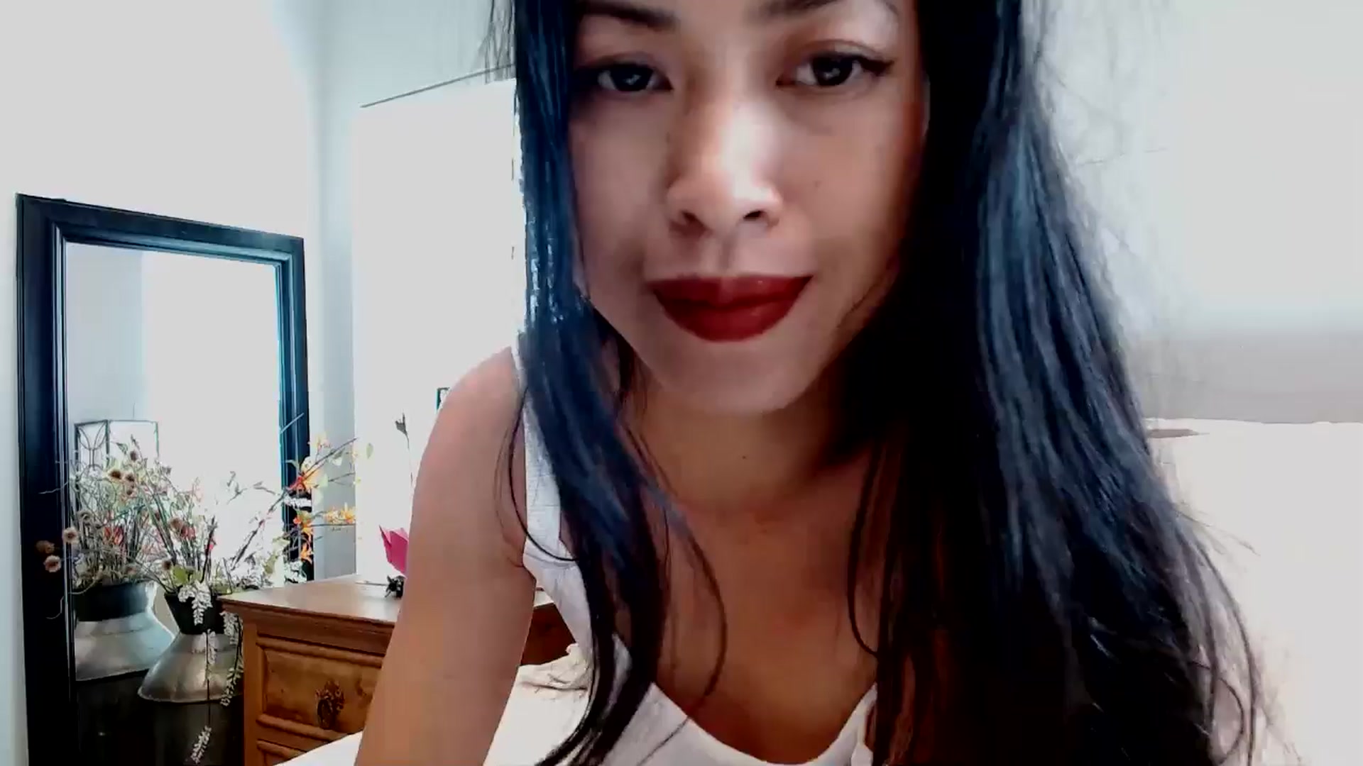 Gallery image thumbnail from Lil__bit's myfreecams stream on, 03/10/2026, 21:07 image 1 of 20