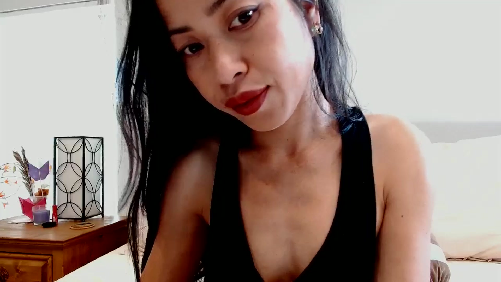 Gallery image thumbnail from Lil__bit's myfreecams stream on, 03/17/2026, 17:38 image 8 of 20