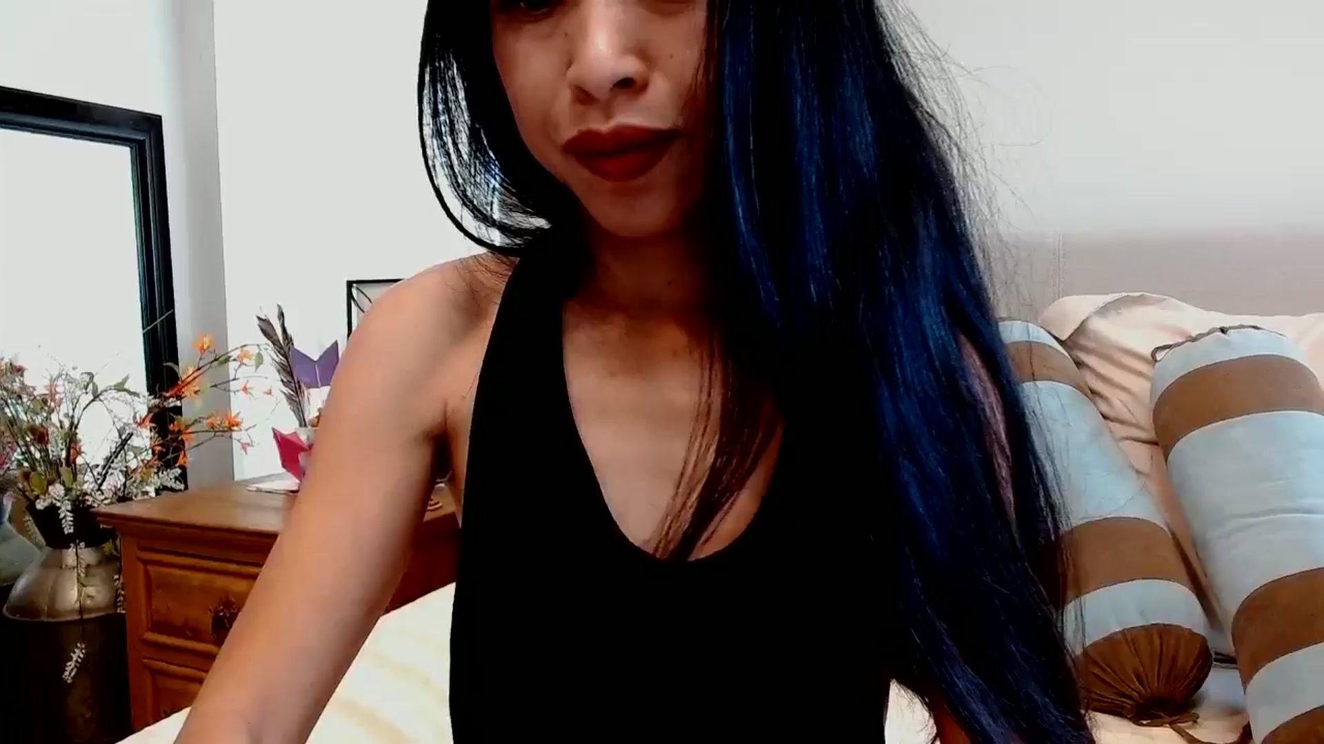 Gallery image thumbnail from Lil__bit's myfreecams stream on, 03/17/2026, 18:41 image 10 of 20