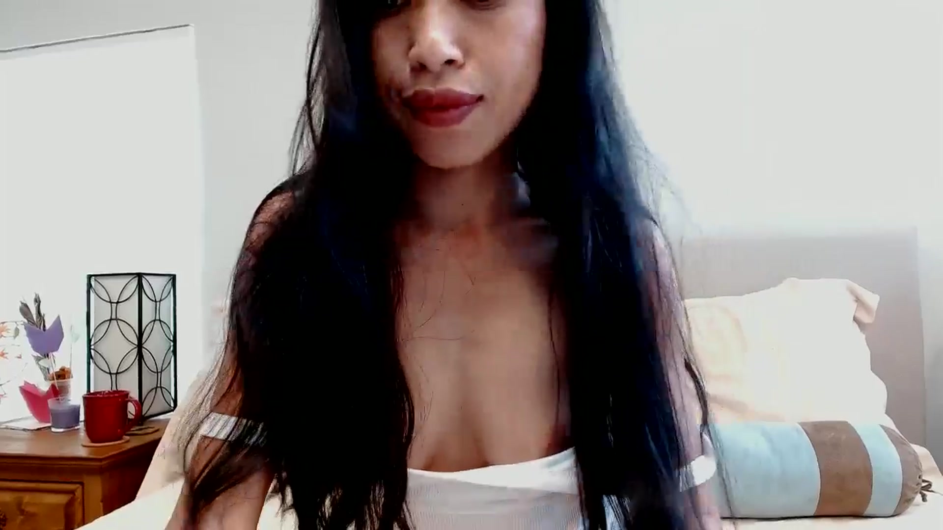 Gallery image thumbnail from Lil__bit's myfreecams stream on, 03/18/2026, 20:05 image 19 of 20