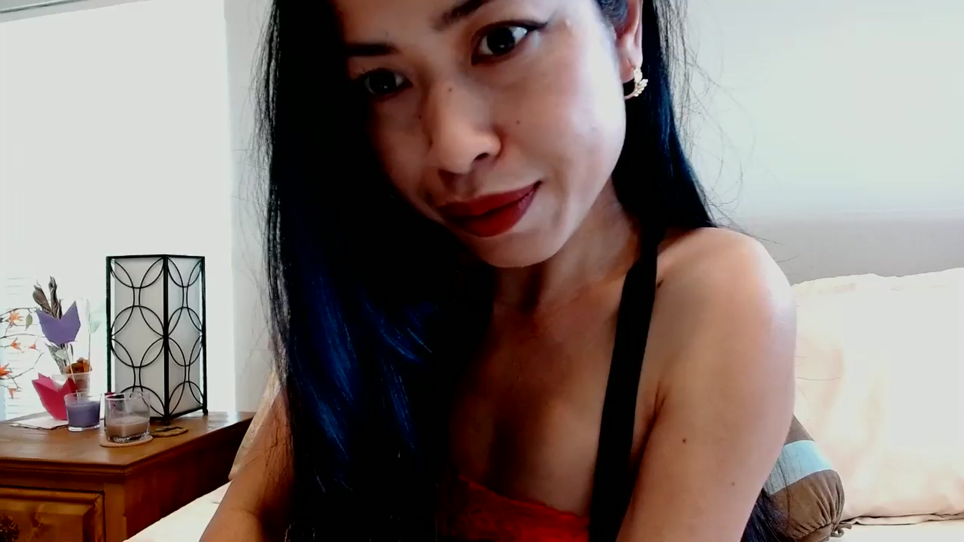 Gallery image thumbnail from Lil__bit's myfreecams stream on, 03/19/2026, 17:33 image 10 of 20