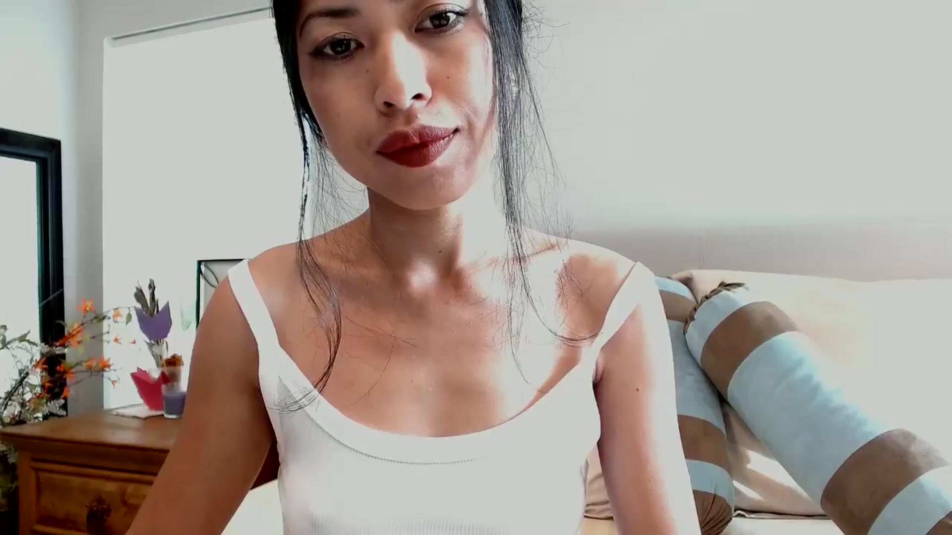 Gallery image thumbnail from Lil__bit's myfreecams stream on, 03/24/2026, 15:12 image 14 of 20