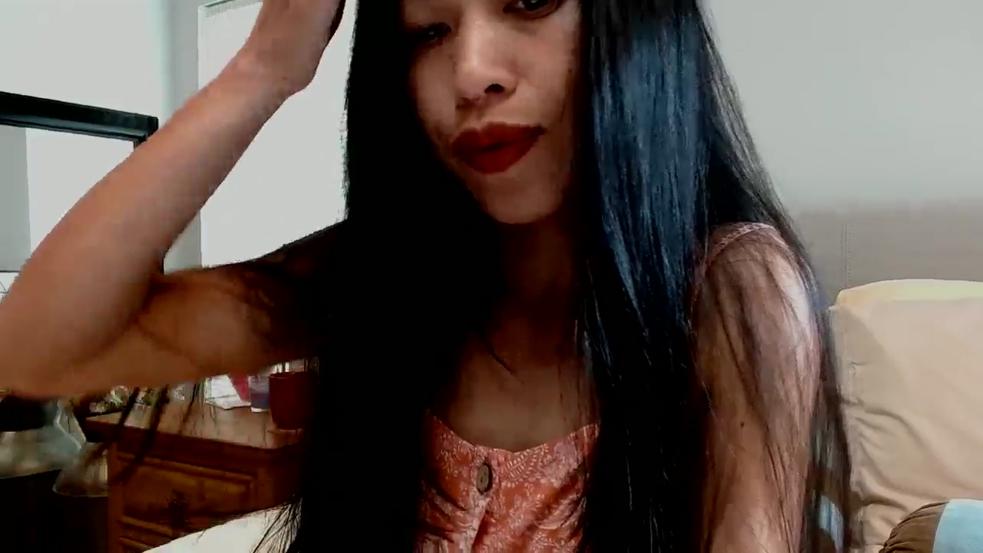 Gallery image thumbnail from Lil__bit's myfreecams stream on, 04/01/2026, 17:31 image 12 of 20