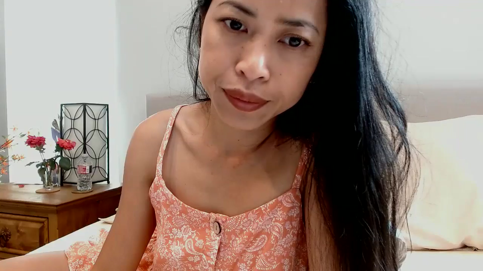 Gallery image thumbnail from Lil__bit's myfreecams stream on, 04/20/2026, 17:18 image 4 of 20
