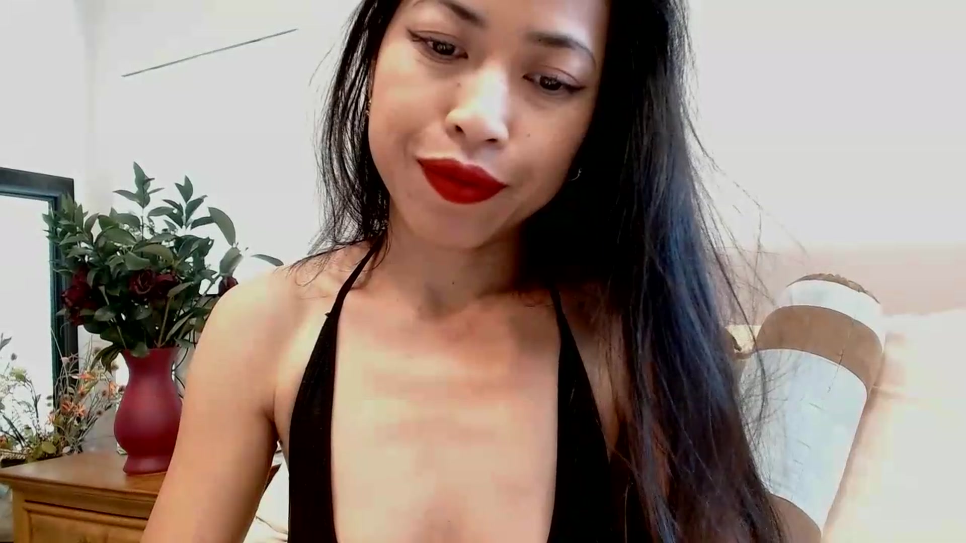 Gallery image thumbnail from Lil__bit's myfreecams stream on, 05/19/2026, 17:23 image 8 of 20