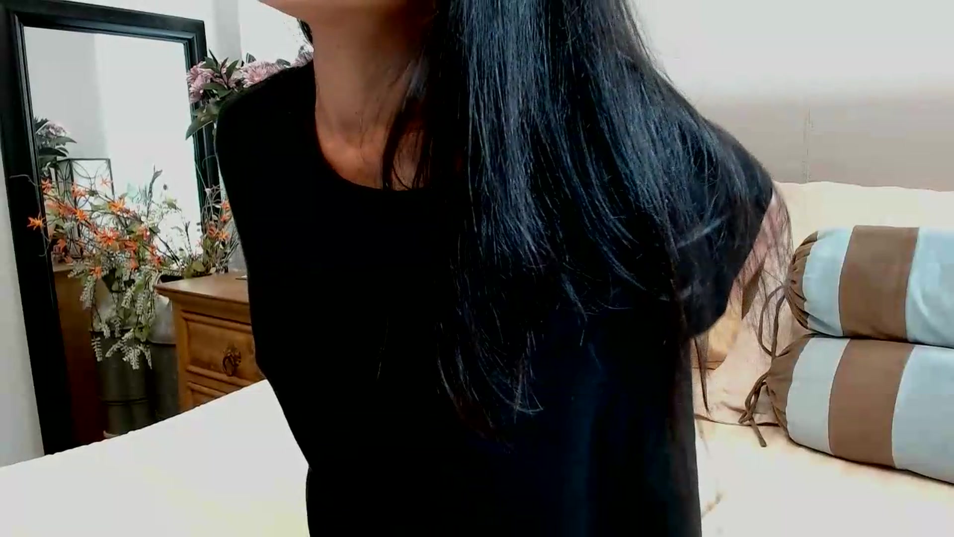 Gallery image thumbnail from Lil__bit's myfreecams stream on, 05/21/2026, 15:58 image 7 of 20