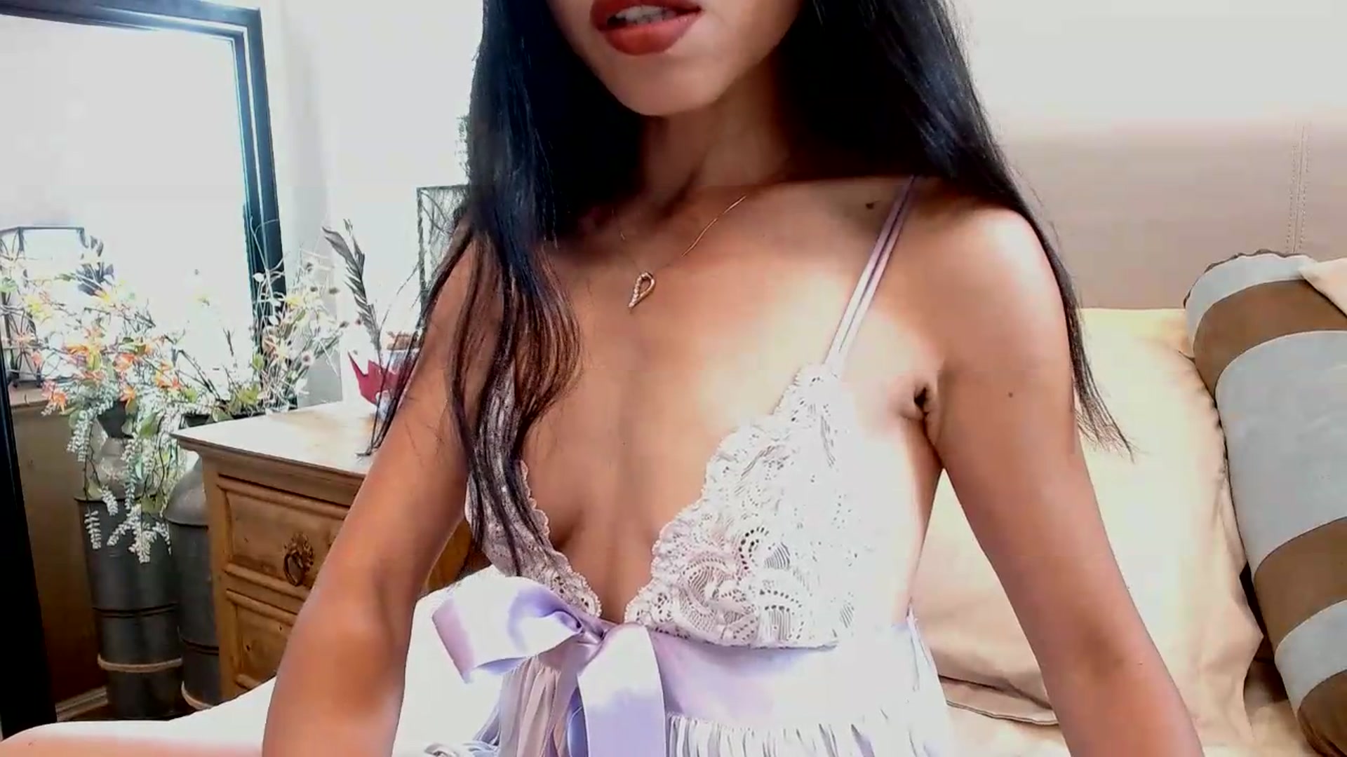 Gallery image thumbnail from Lil__bit's myfreecams stream on, 06/22/2026, 17:54 image 10 of 20