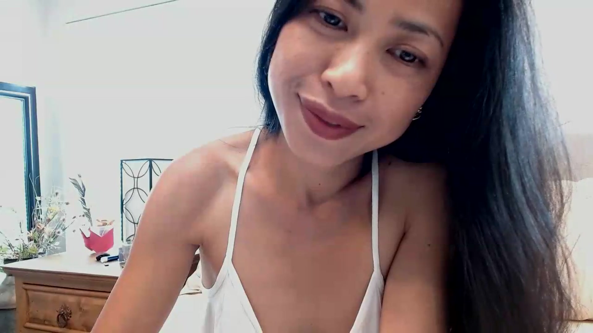 Gallery image thumbnail from Lil__bit's myfreecams stream on, 06/23/2026, 19:30 image 7 of 20