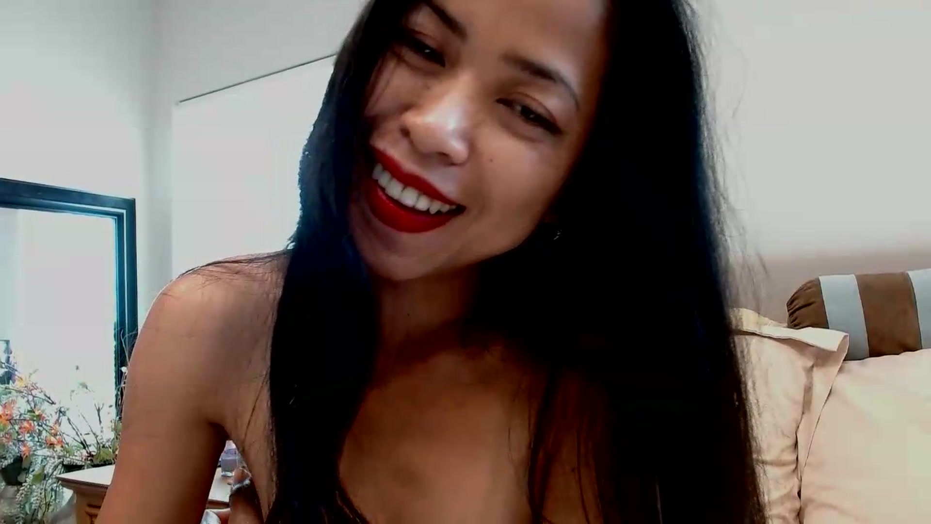 Gallery image thumbnail from Lil__bit's myfreecams stream on, 06/24/2026, 19:42 image 17 of 20