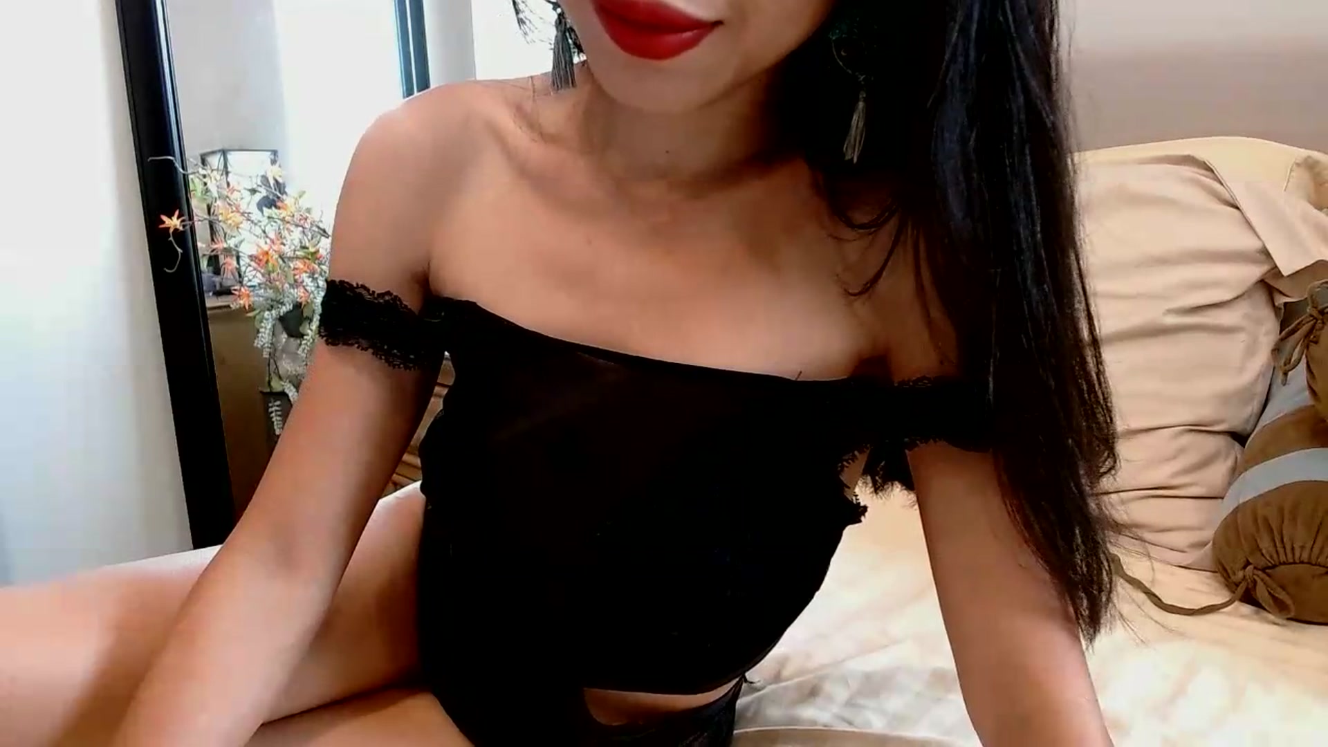 Gallery image thumbnail from Lil__bit's myfreecams stream on, 06/29/2026, 16:23 image 18 of 20