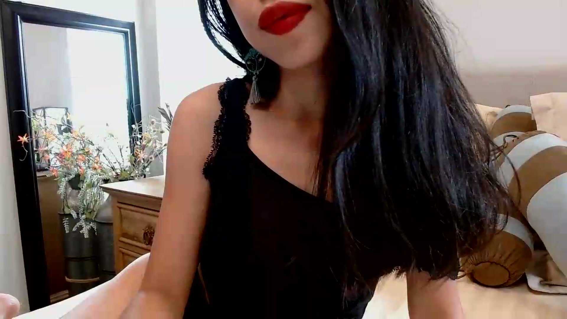 Gallery image thumbnail from Lil__bit's myfreecams stream on, 06/29/2026, 16:23 image 11 of 20