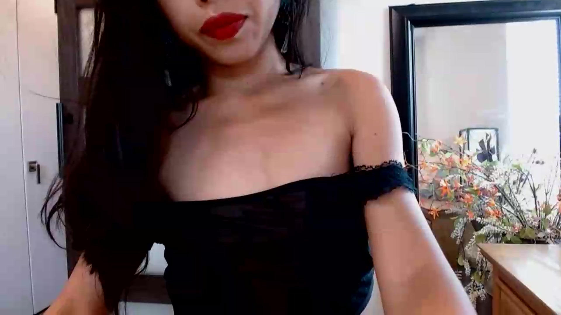 Gallery image thumbnail from Lil__bit's myfreecams stream on, 06/29/2026, 19:26 image 7 of 20