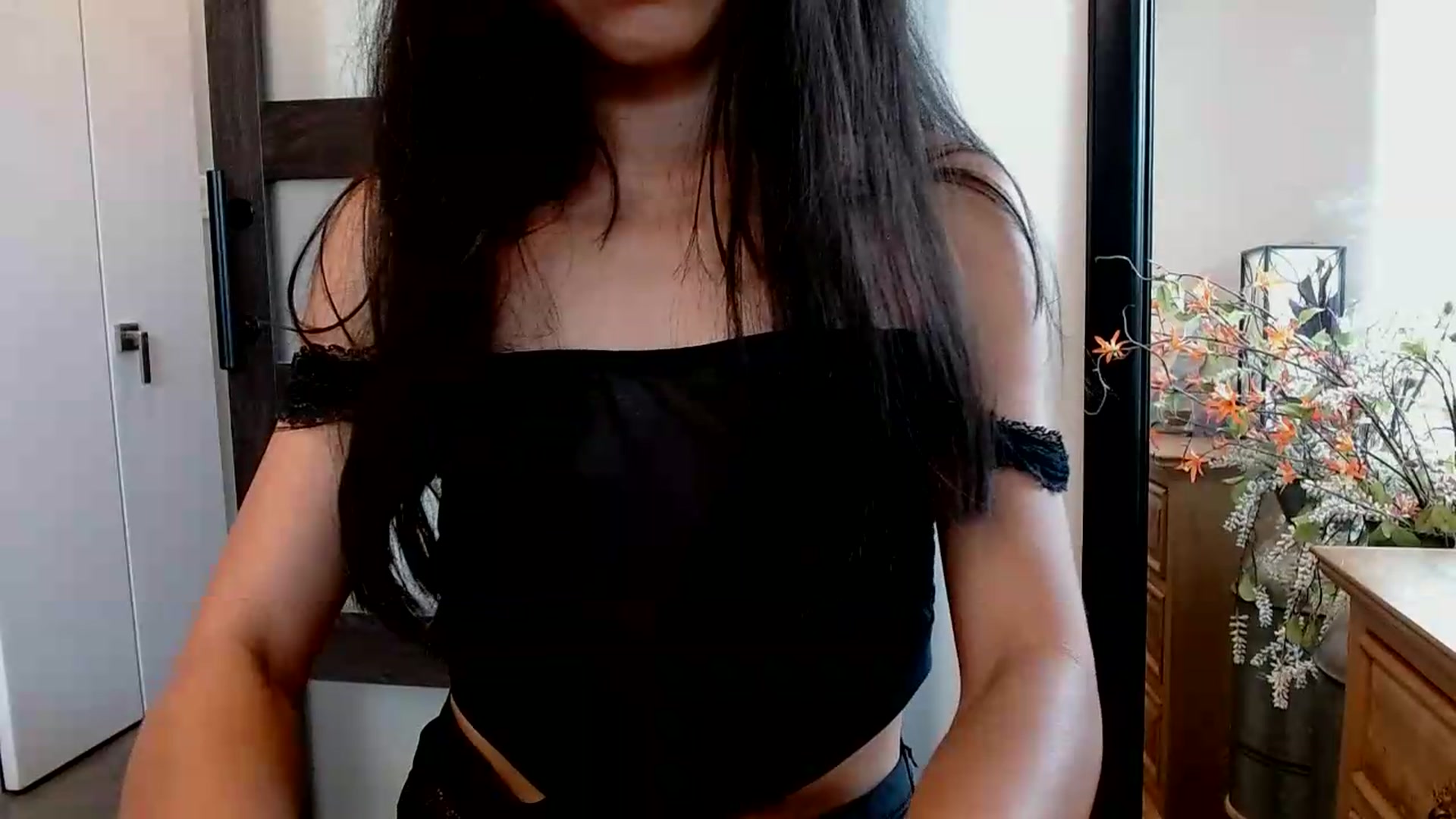 Gallery image thumbnail from Lil__bit's myfreecams stream on, 06/29/2026, 19:26 image 16 of 20