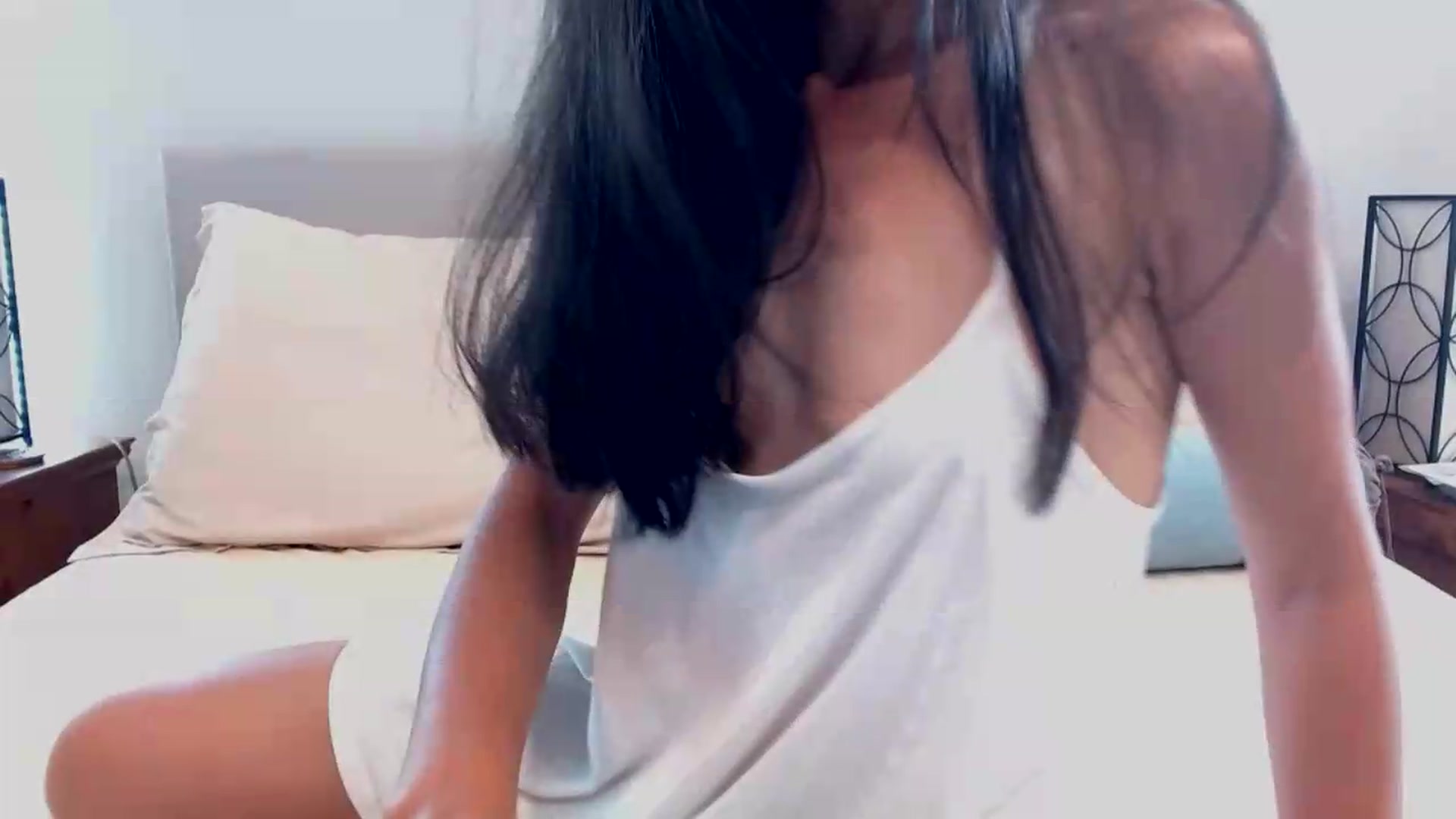 Gallery image thumbnail from Lil__bit's myfreecams stream on, 07/01/2026, 17:56 image 6 of 20