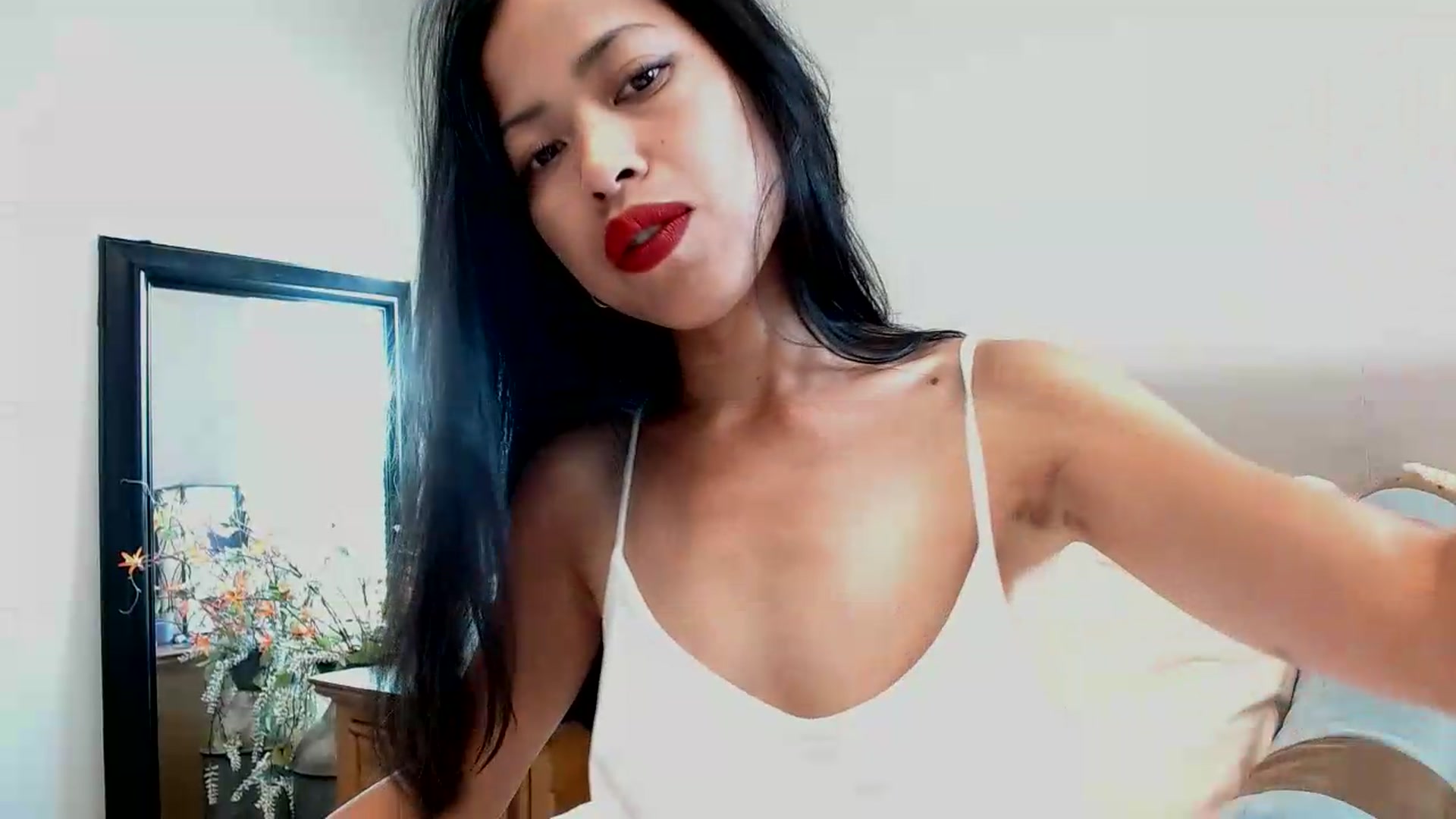 Gallery image thumbnail from Lil__bit's myfreecams stream on, 07/01/2026, 17:56 image 10 of 20