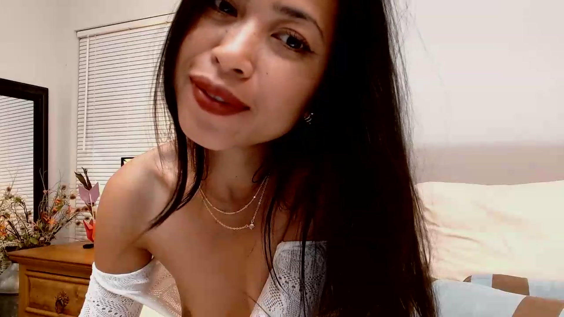 Gallery image thumbnail from Lil__bit's myfreecams stream on, 07/04/2026, 04:02 image 11 of 20