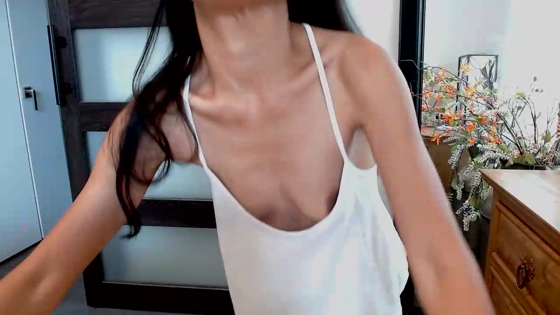 Gallery image thumbnail from Lil__bit's myfreecams stream on, 07/06/2026, 19:49 image 3 of 20