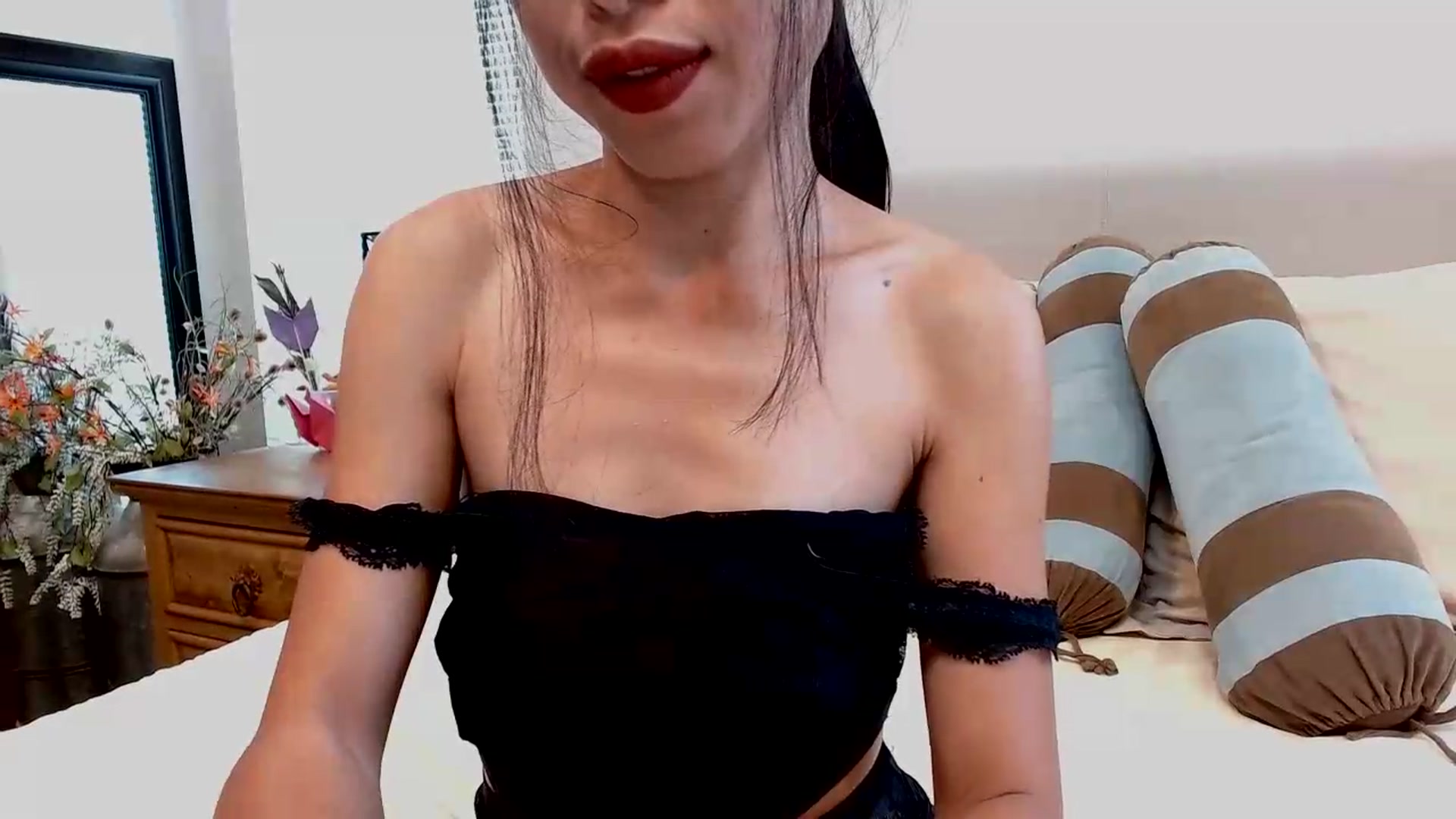 Gallery image thumbnail from Lil__bit's myfreecams stream on, 07/08/2026, 18:55 image 20 of 20