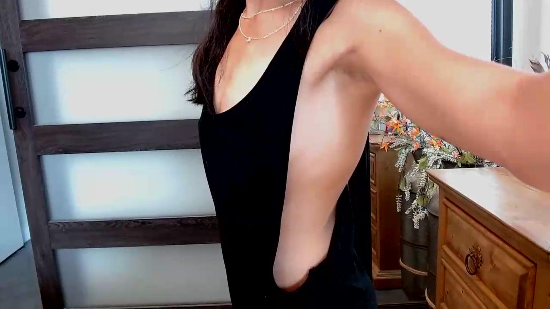 Gallery image thumbnail from Lil__bit's myfreecams stream on, 07/10/2026, 17:53 image 11 of 20