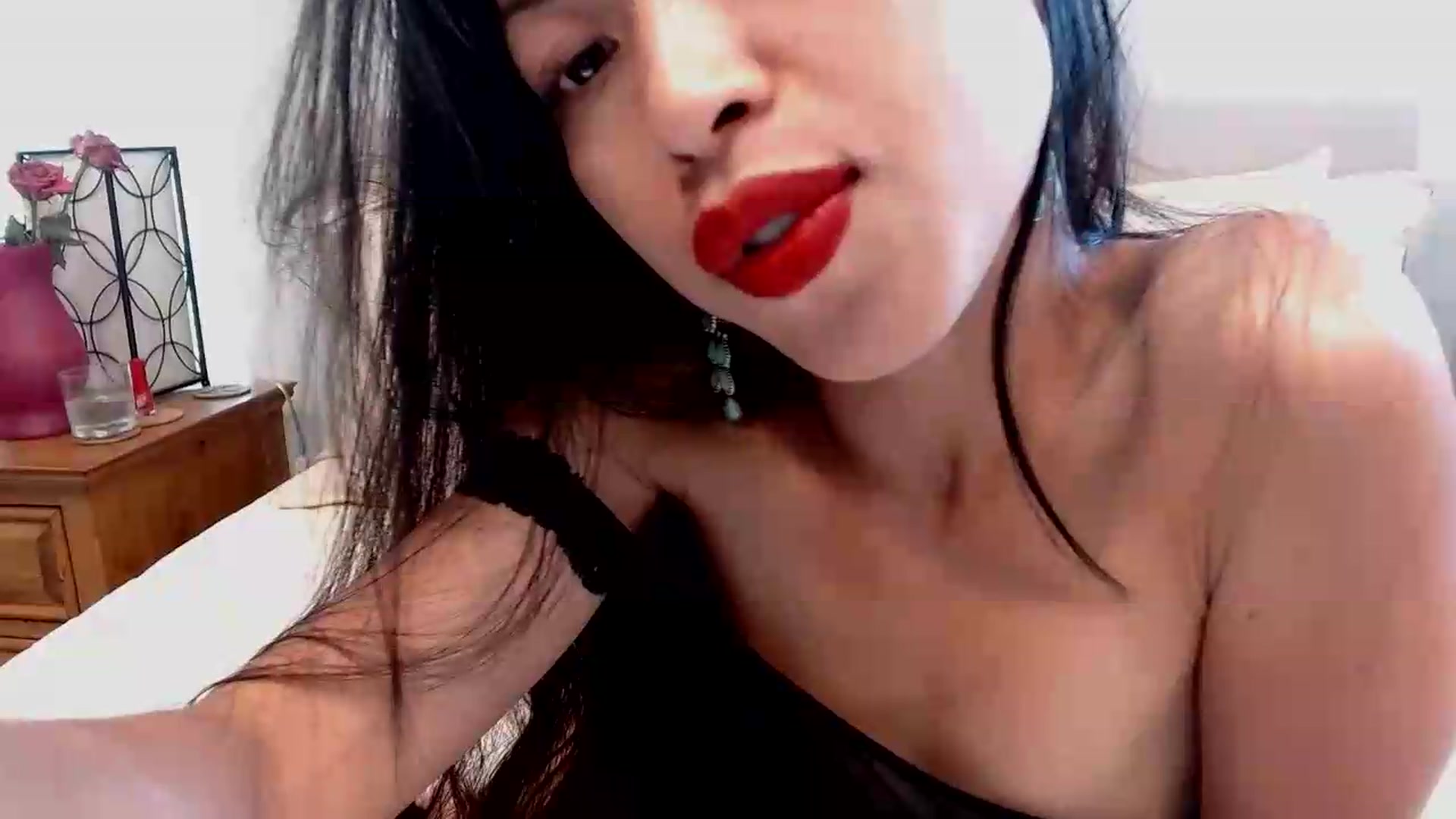 Gallery image thumbnail from Lil__bit's myfreecams stream on, 07/27/2026, 17:08 image 14 of 20