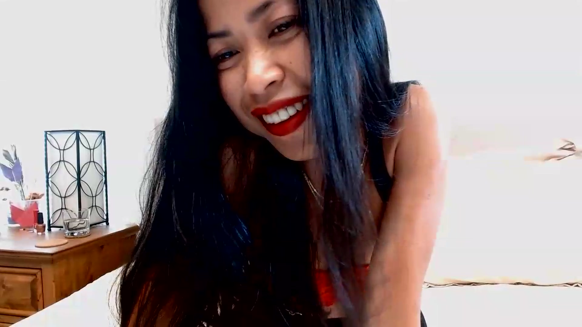 Gallery image thumbnail from Lil__bit's myfreecams stream on, 08/05/2026, 19:41 image 18 of 20