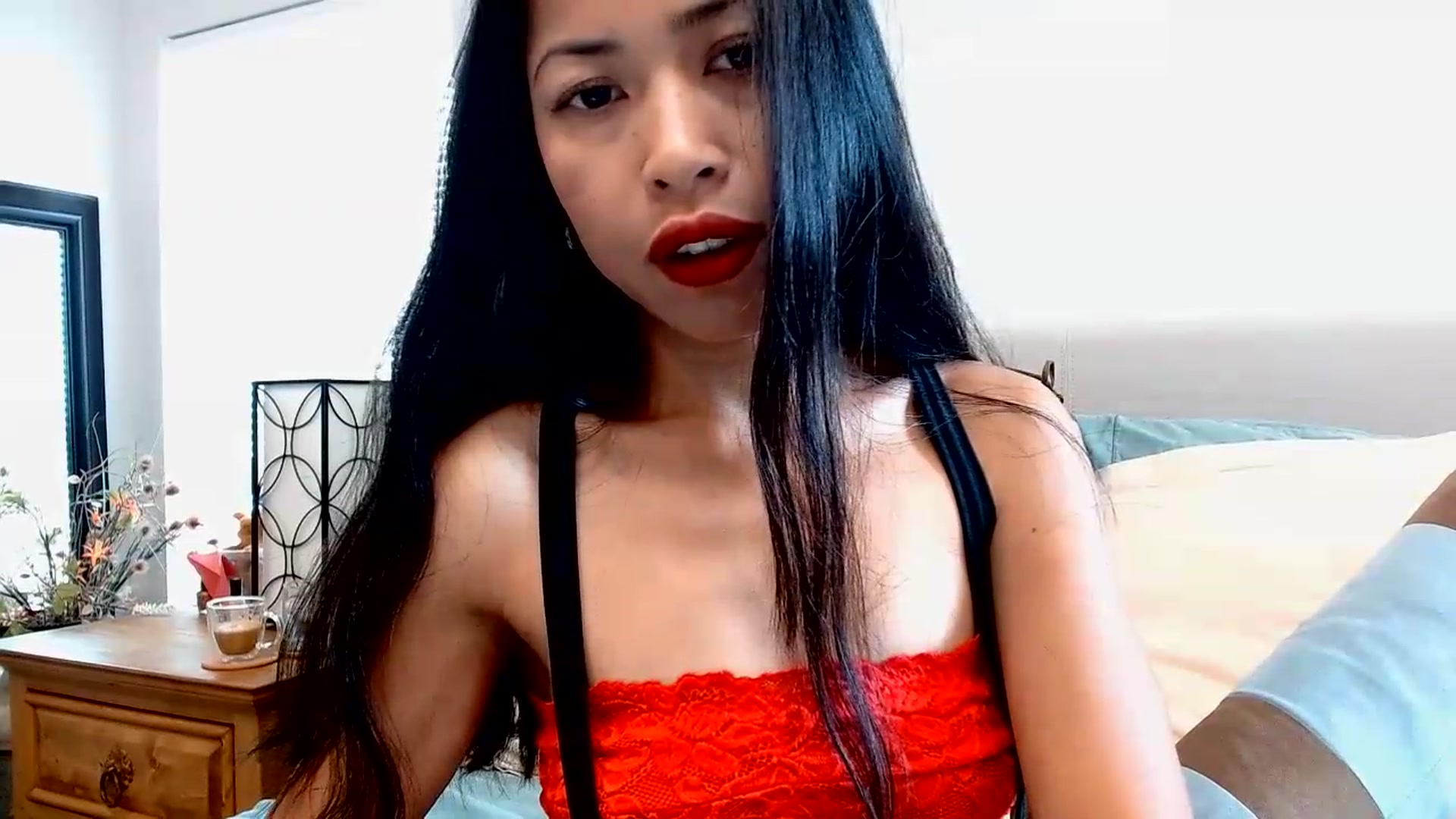 Gallery image thumbnail from Lil__bit's myfreecams stream on, 08/26/2026, 18:05 image 17 of 20