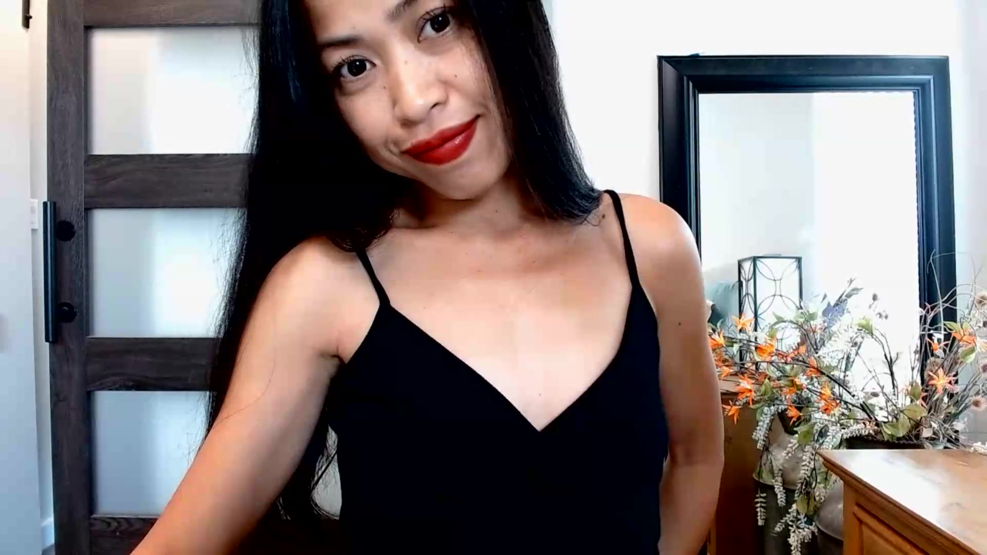Gallery image thumbnail from Lil__bit's myfreecams stream on, 08/28/2026, 19:56 image 14 of 20