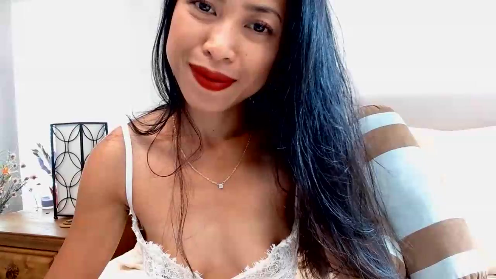 Gallery image thumbnail from Lil__bit's myfreecams stream on, 08/31/2026, 15:43 image 2 of 20