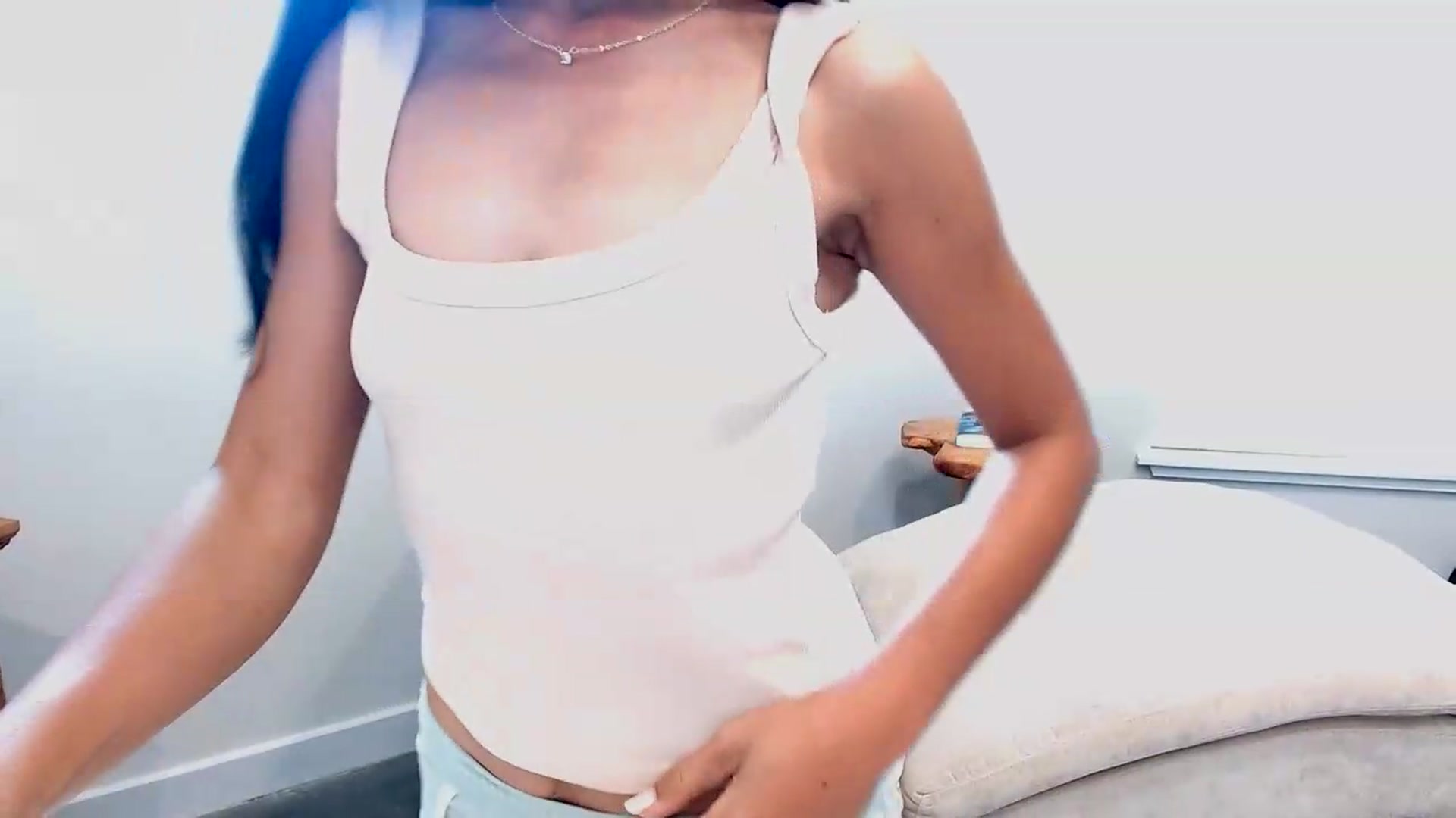 Gallery image thumbnail from Lil__bit's myfreecams stream on, 09/08/2026, 19:58 image 16 of 20