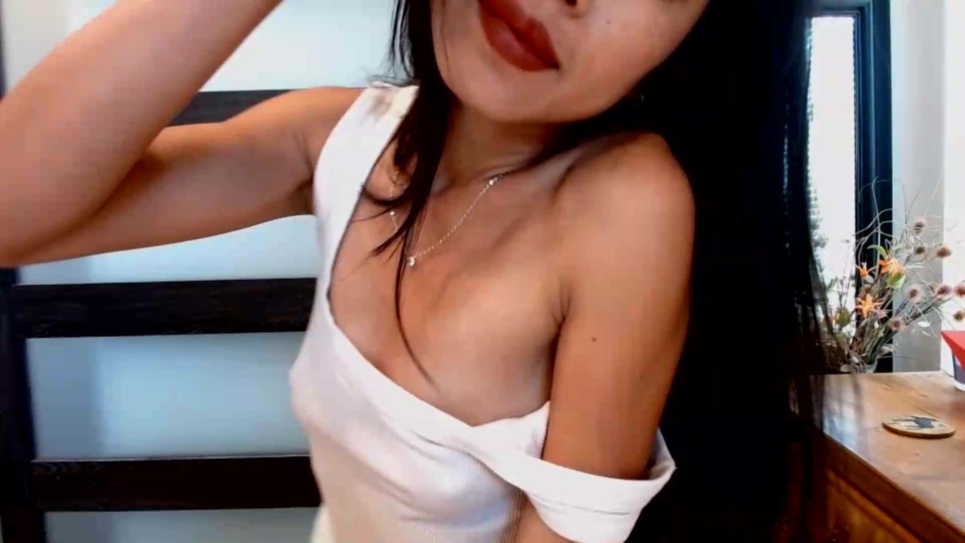 Gallery image thumbnail from Lil__bit's myfreecams stream on, 09/08/2026, 20:49 image 7 of 20