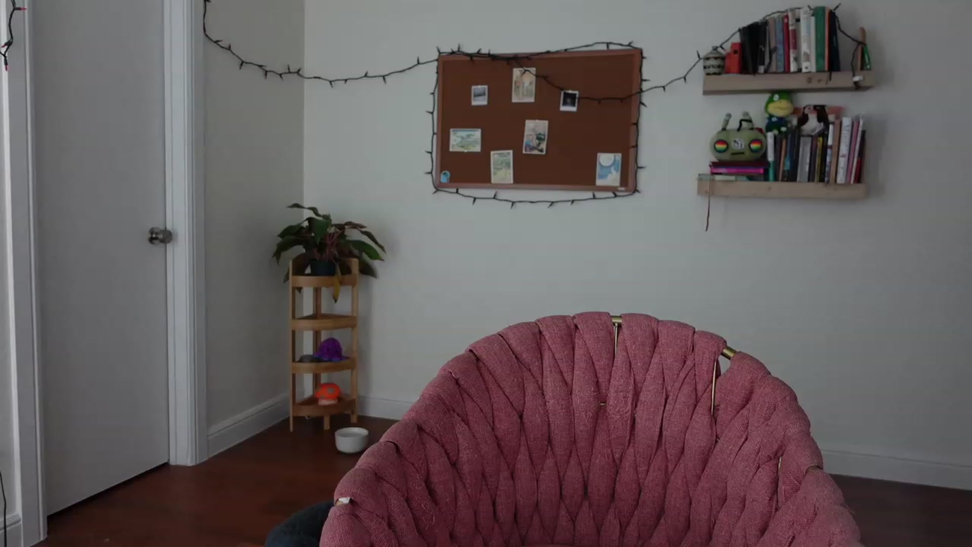 Gallery image thumbnail from Lil_blueberry's myfreecams stream on, 12/30/2022, 02:03 image 17 of 20