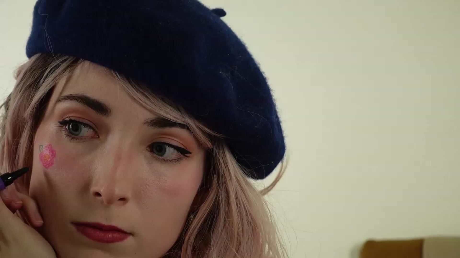 Gallery image thumbnail from Lil_blueberry's myfreecams stream on, 01/16/2023, 04:18 image 2 of 20
