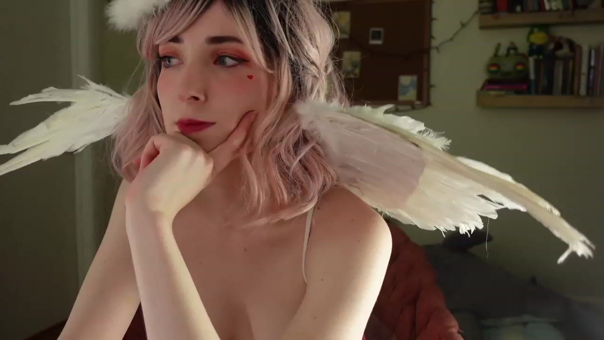 Gallery image thumbnail from Lil_blueberry's myfreecams stream on, 02/14/2023, 03:24 image 13 of 20