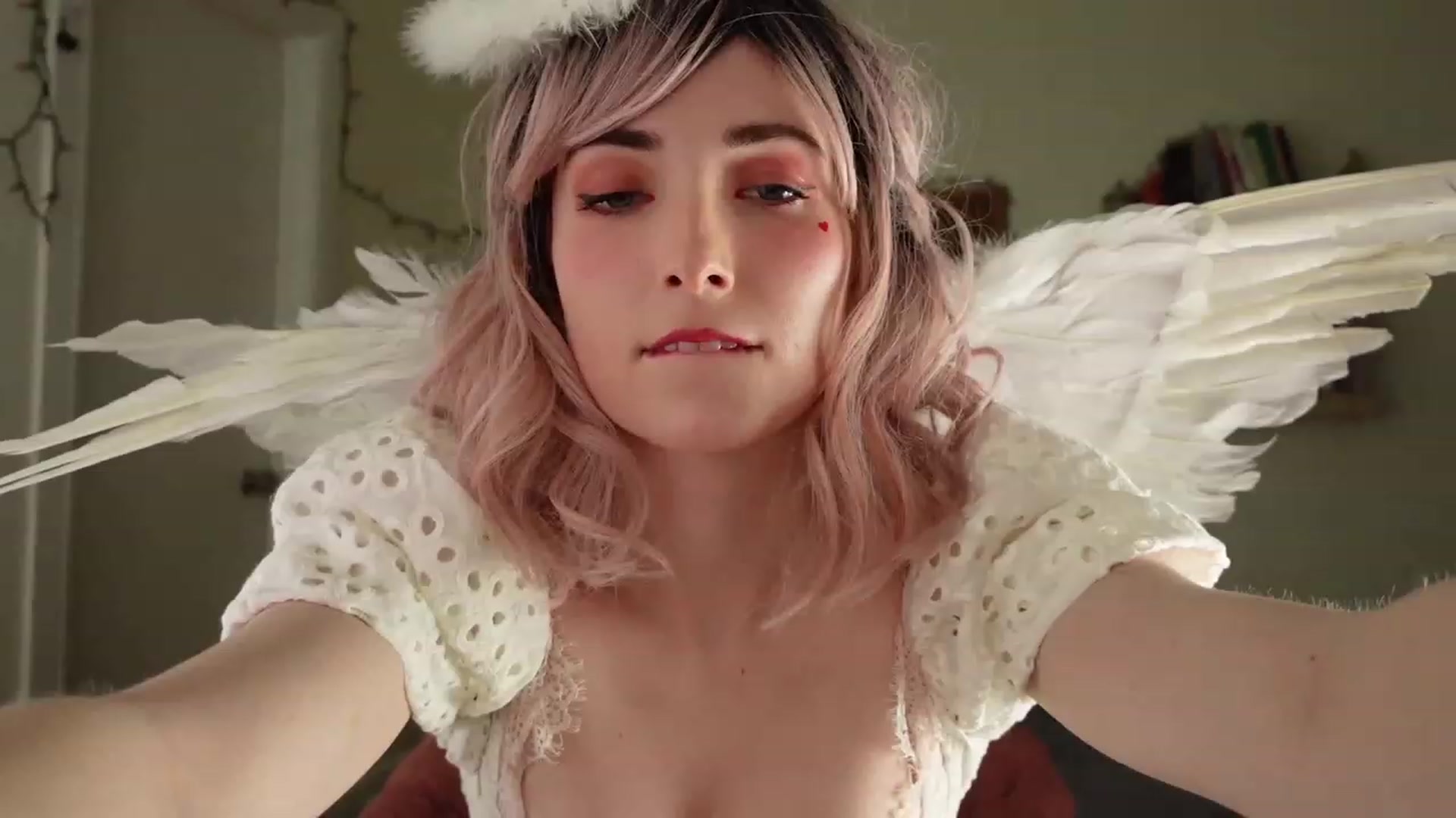 Gallery image thumbnail from Lil_blueberry's myfreecams stream on, 02/14/2023, 03:24 image 2 of 20