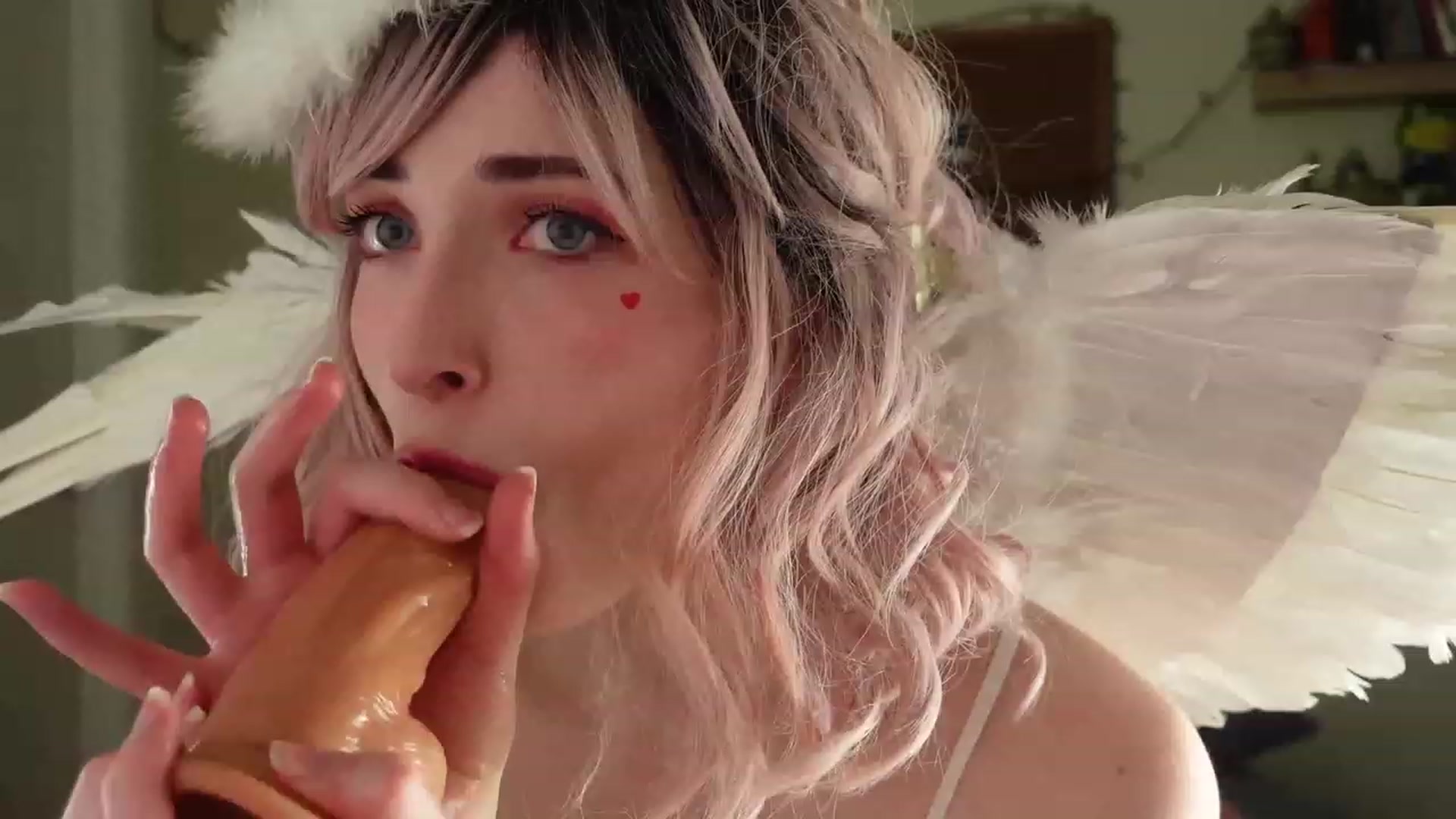 Gallery image thumbnail from Lil_blueberry's myfreecams stream on, 02/14/2023, 03:24 image 15 of 20